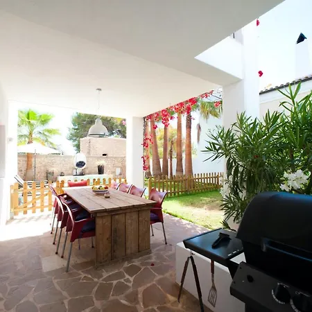 Rent This Luxury With Private Pool, Ibiza 1059 Villa *